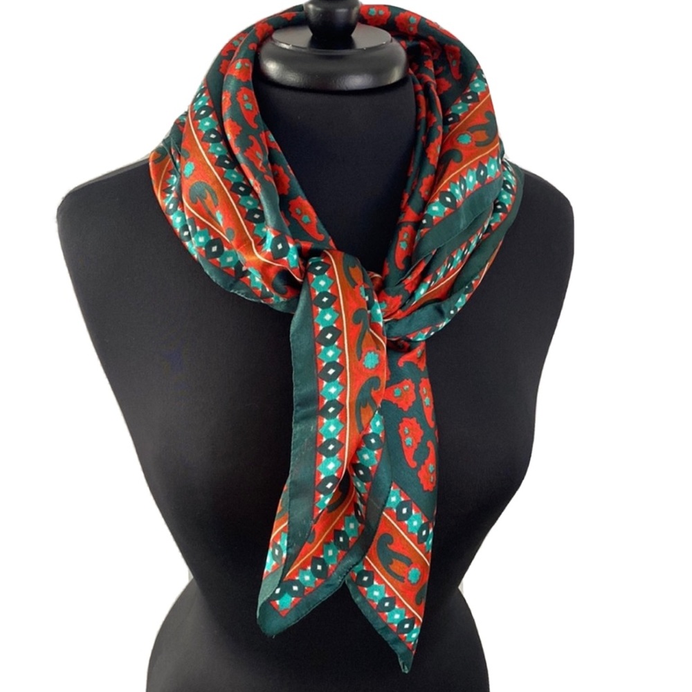 Made in Italy Red & Green Square Scarf Bohemian Paisley Floral Retro Boho